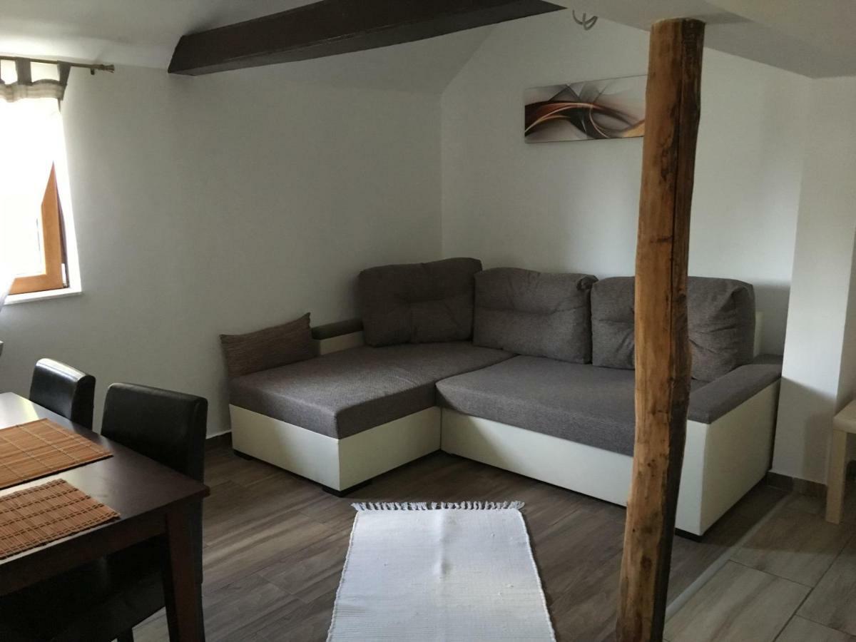 Balatonkenesei Nádfedeles Lovas Vendégház Exterior foto